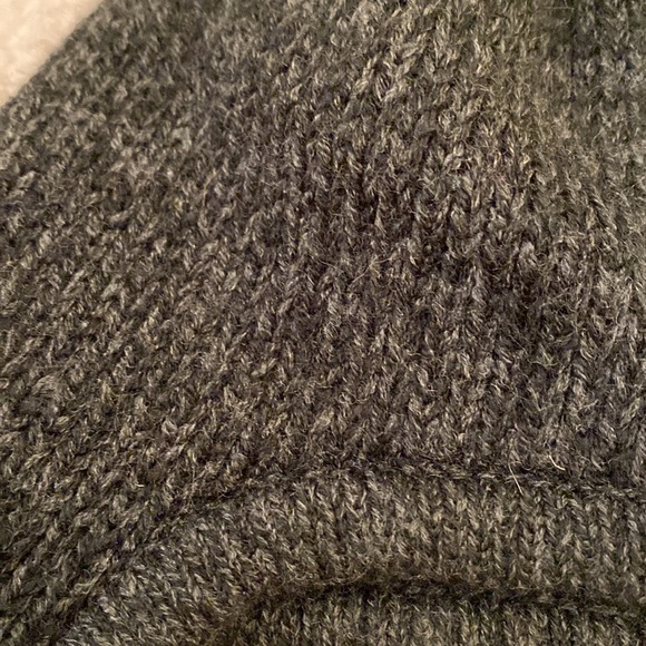 American Eagle hat . Perfect condition. - Picture 9 of 9